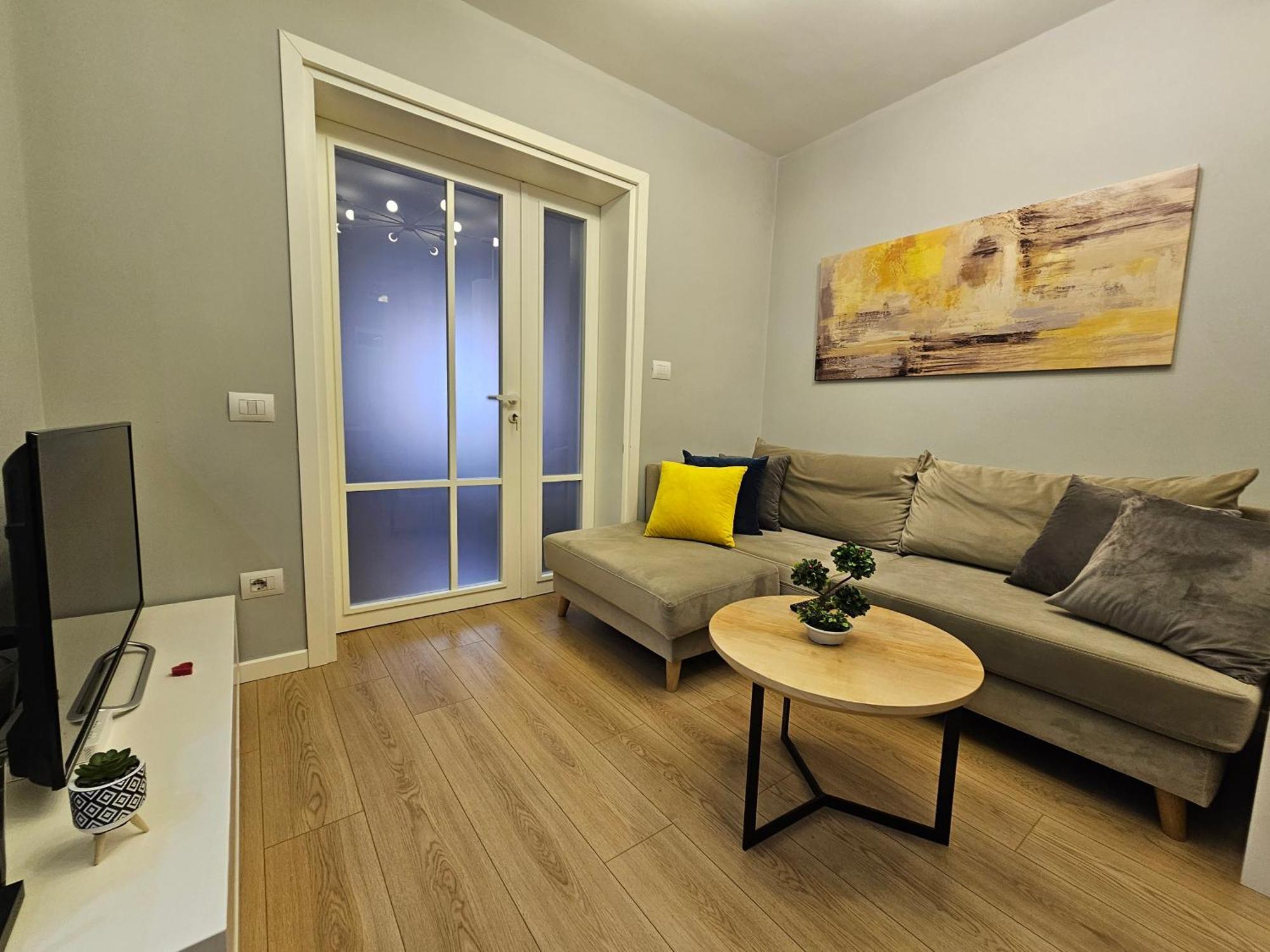 Apartamento Valentino'S Nest Tirana Exterior foto